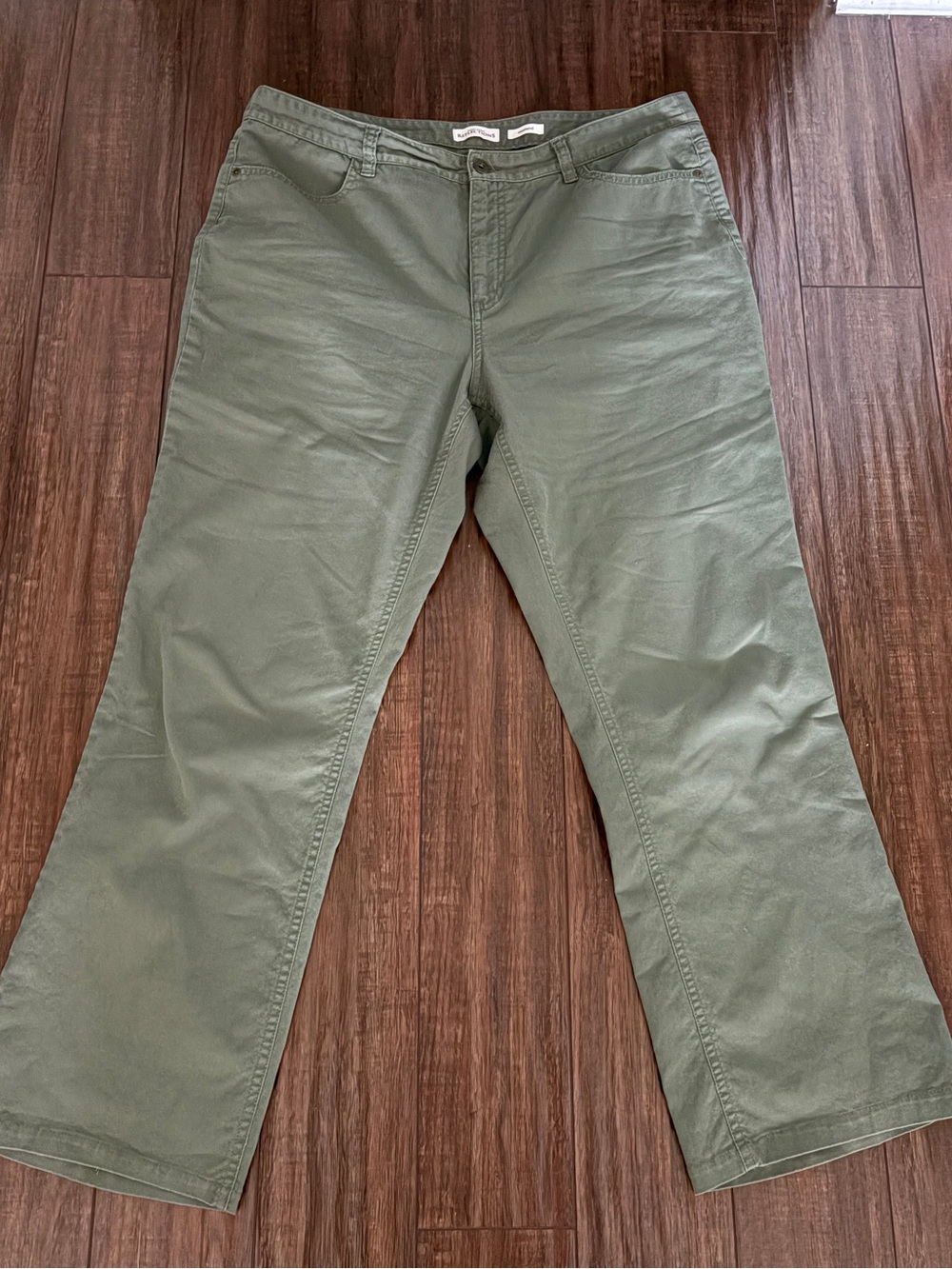 Northern Reflections Women’s Olive Green Weekend Straight Pants Size 16 Regular